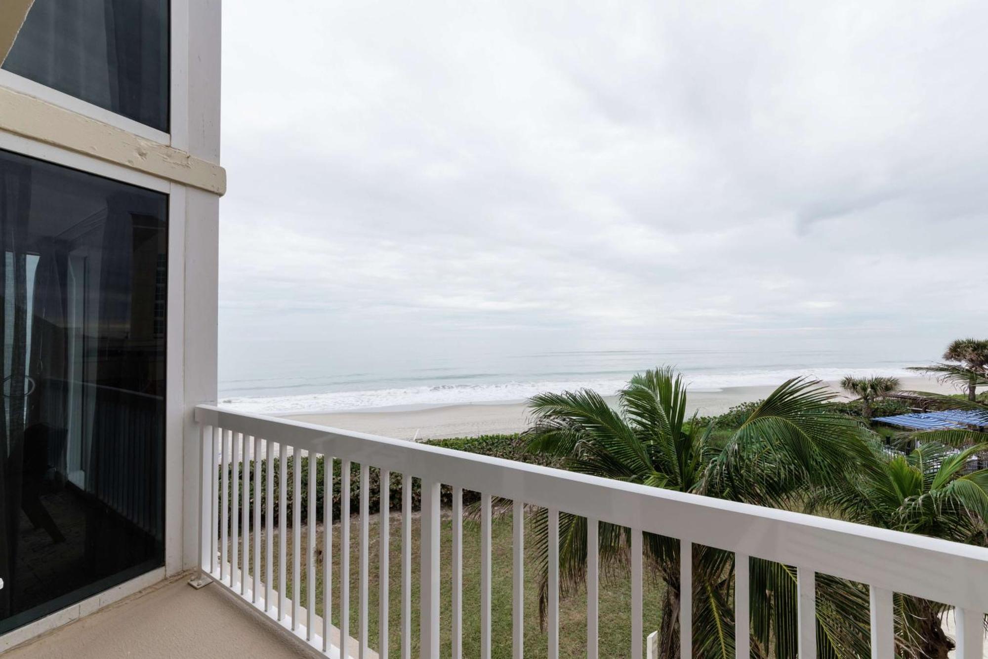 Hilton Melbourne Beach Oceanfront Ngoại thất bức ảnh